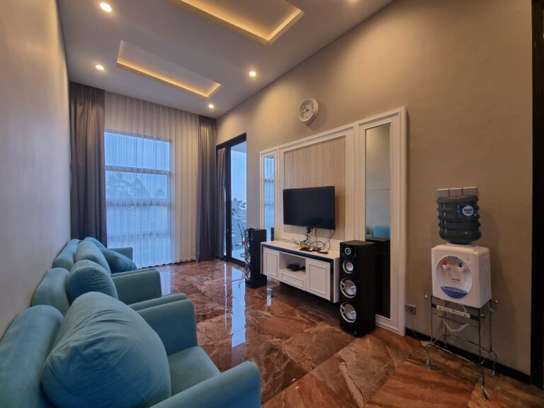 Villa Kapasitas 15 orang