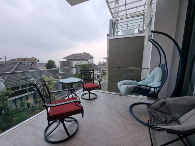 Villa Kapasitas 15 orang