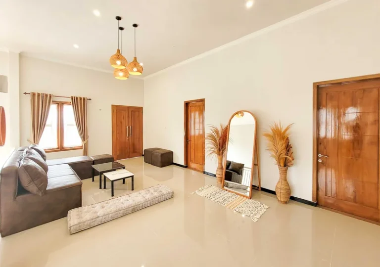 Villa di Batu Malang Kapasitas 30 Orang