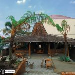 Omah Koempoel : cafe bernuansa bangunan lawas