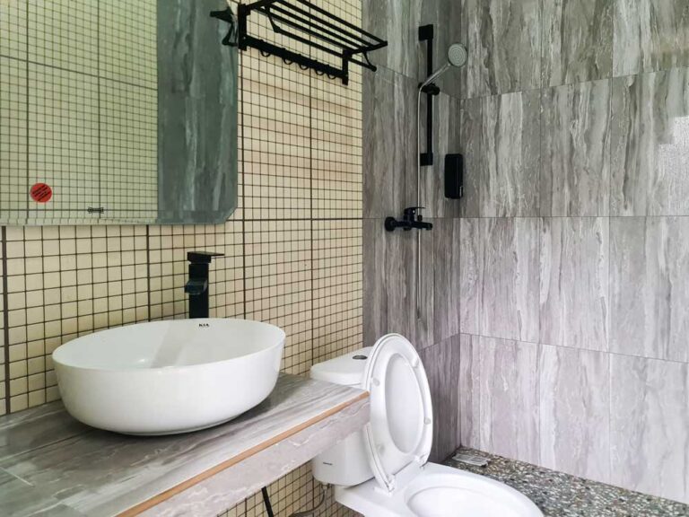 Villa 4 Kamar Minimalist di Batu, Villa N