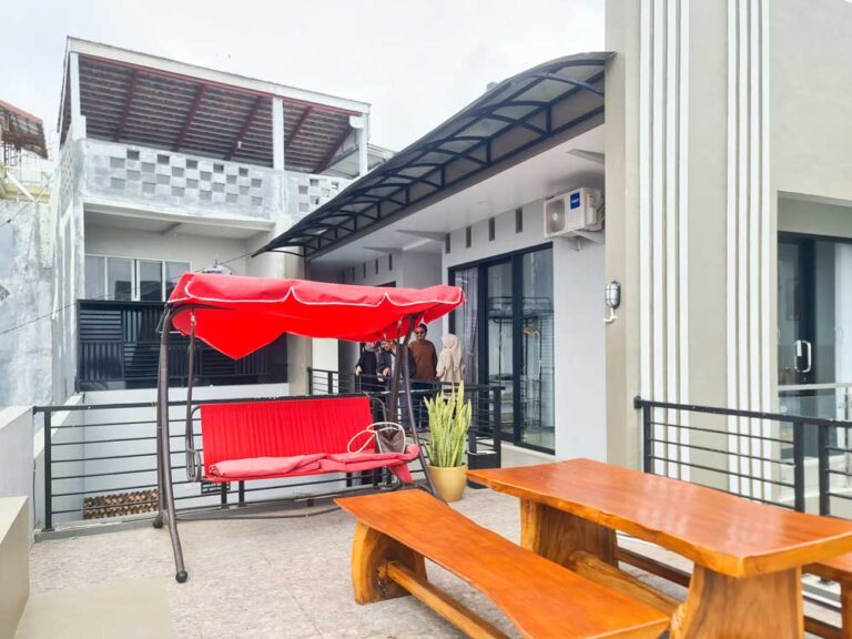 Villa 4 Kamar Minimalist di Batu, Villa N