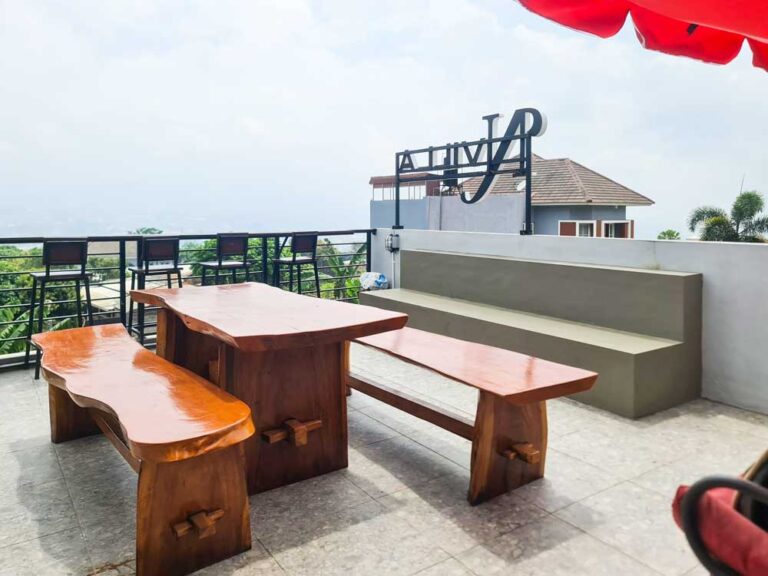 Villa 4 Kamar Minimalist di Batu, Villa N