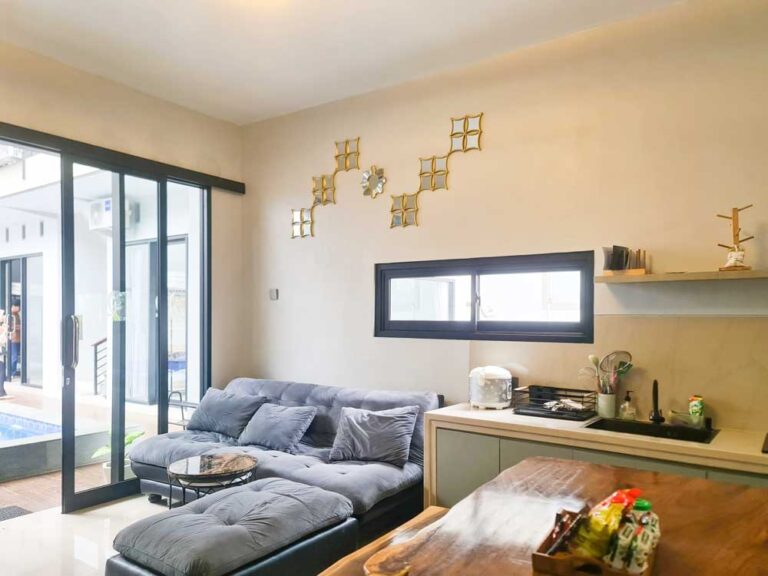 Villa 4 Kamar Minimalist di Batu, Villa N