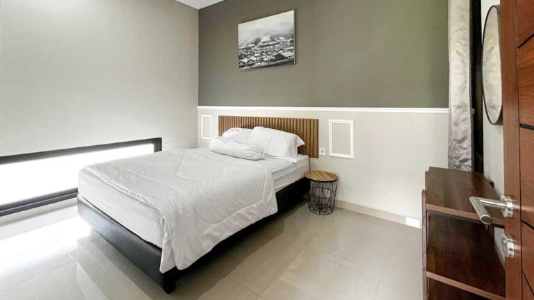 Villa 5 Kamar Terbaru 2024 di Kota Batu