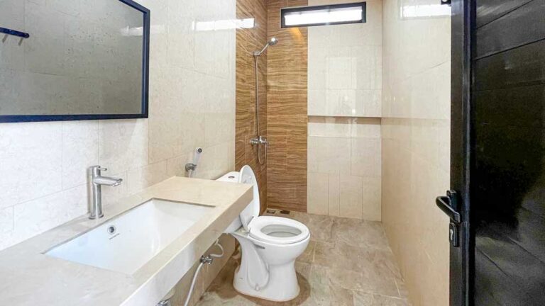 Villa 5 Kamar Terbaru 2024 di Kota Batu