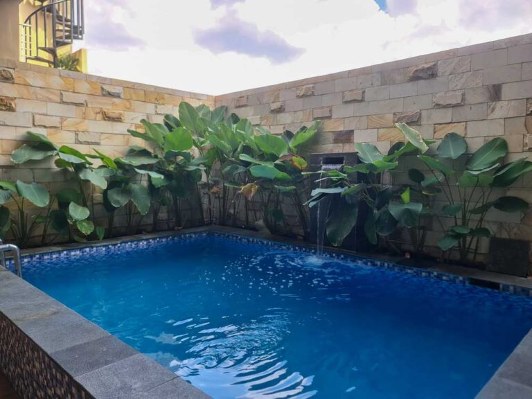 Villa 4 Kamar Minimalist Dekat BNS