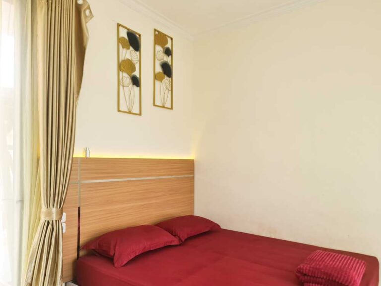 Villa 4 Kamar Minimalist Dekat BNS