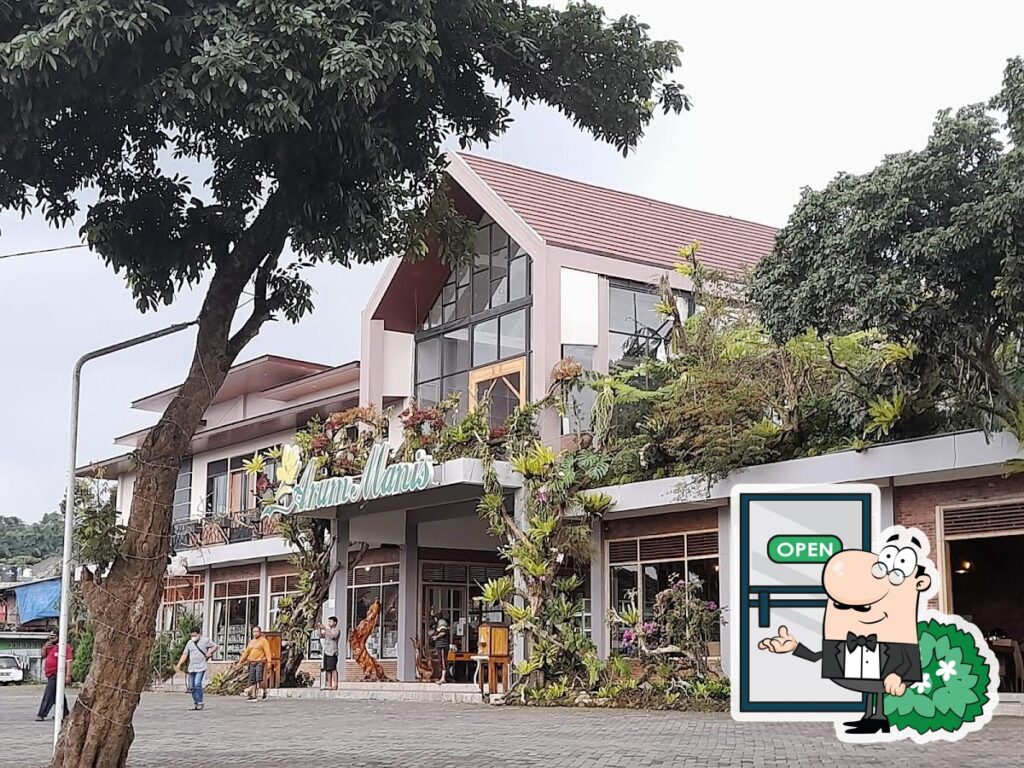 10 Rekomendasi Place To Go Yang Wajib Dikunjungi Saat Staycation di Villa Dedayu