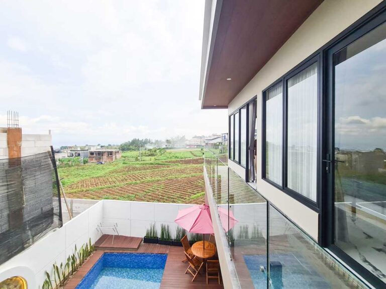 Villa 6 Kamar Terbaru Dekat dengan BNS