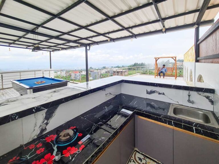 Villa 6 Kamar Terbaru Dekat dengan BNS