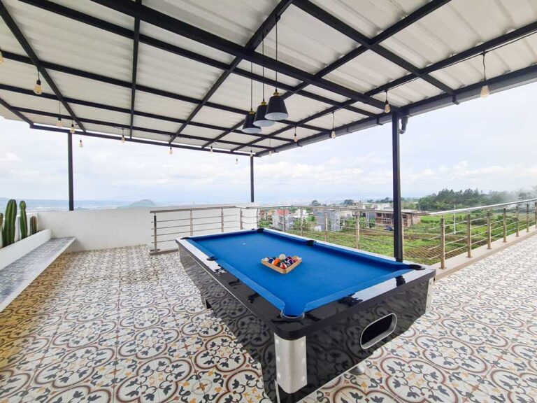 Villa 6 Kamar Terbaru Dekat dengan BNS