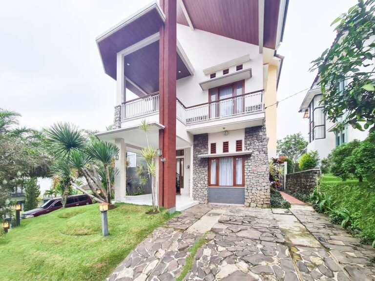 Villa 5 Kamar dekat Museum Angkut