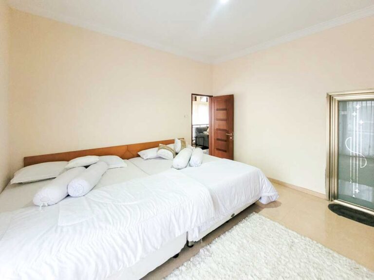 Villa 5 Kamar dekat Museum Angkut