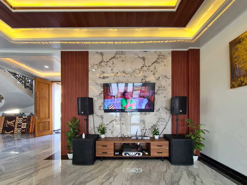 Villa 8 Kamar di Kota Batu